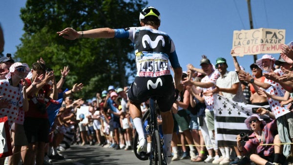Ciclista con pasado en Movistar sufrió trauma craneal y está hospitalizado