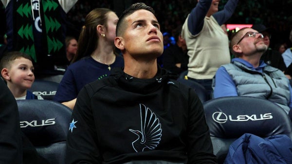 James genera dudas en Minnesota: comunicado cambiaría fecha de su debut