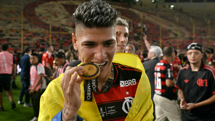 Jorge Carrascal no la pasa bien en Brasil tras ser finalista del Campeonato Carioca