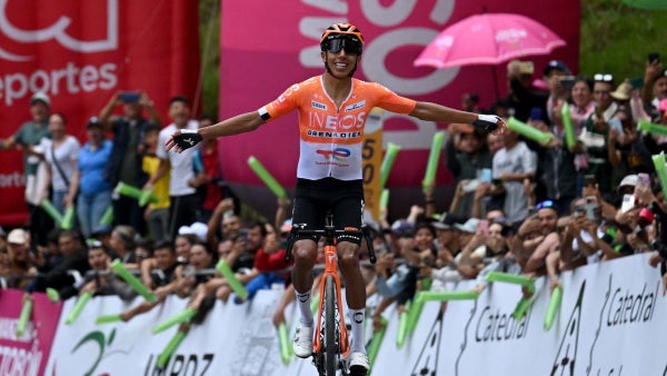 Sorpresa con Egan Bernal: el INEOS lo baja de importante carrera