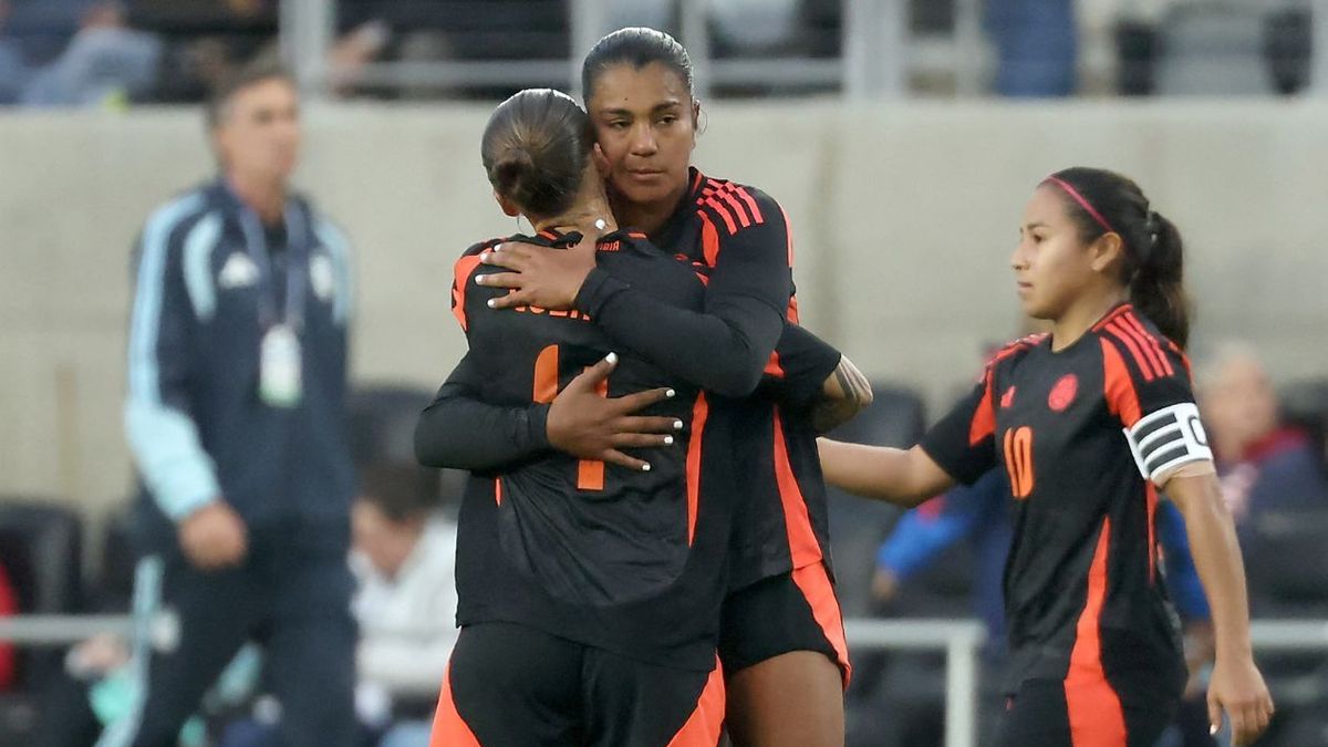 Titular de la Selección Colombia contra Estados Unidos por la SheBelieves Cup