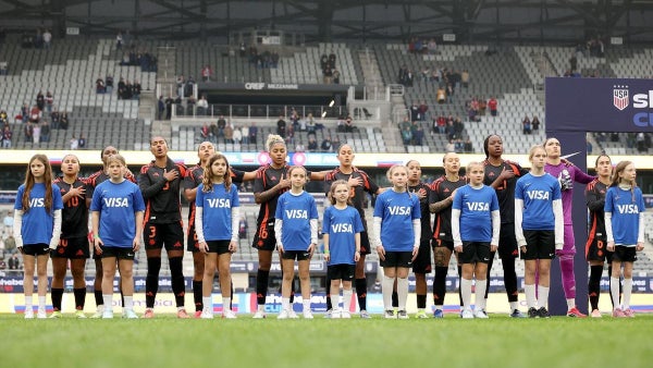 [Video] ¡Emocionante! Así sonó el himno de Colombia ante Estados Unidos por la SheBelieves Cup