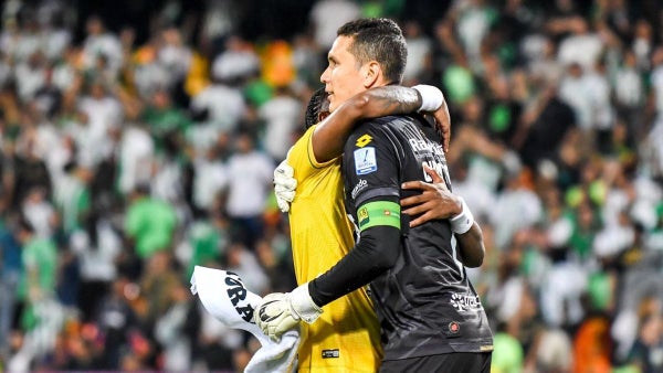 La millonaria cifra que recibirá Bucaramanga por la venta de Aldair Quintana a IDV