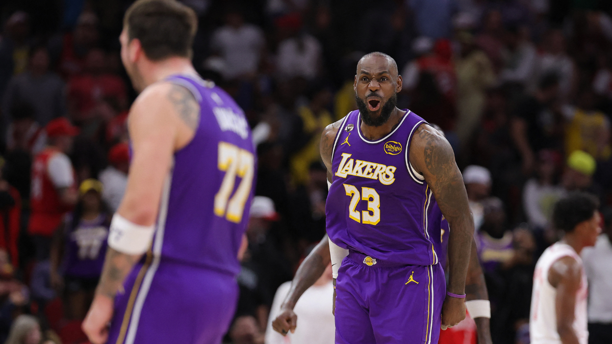 Lakers celebra una nueva victoria en la NBA de la mano de LeBron y Doncic
