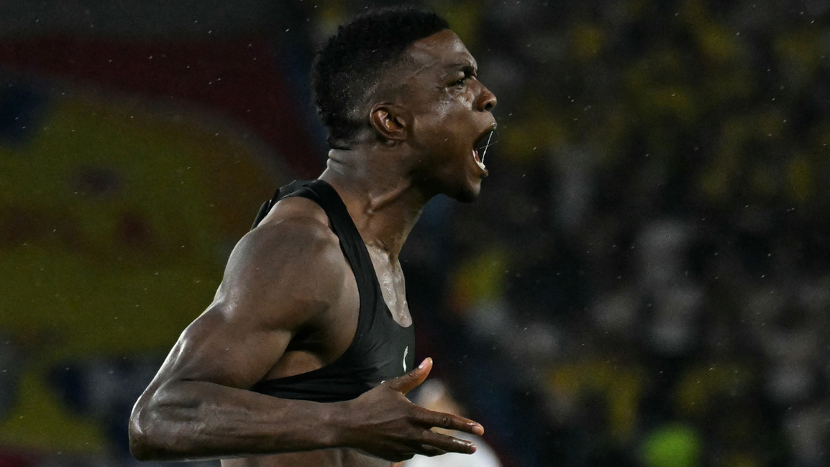 Jhon Córdoba se reporta con doblete desde Rusia