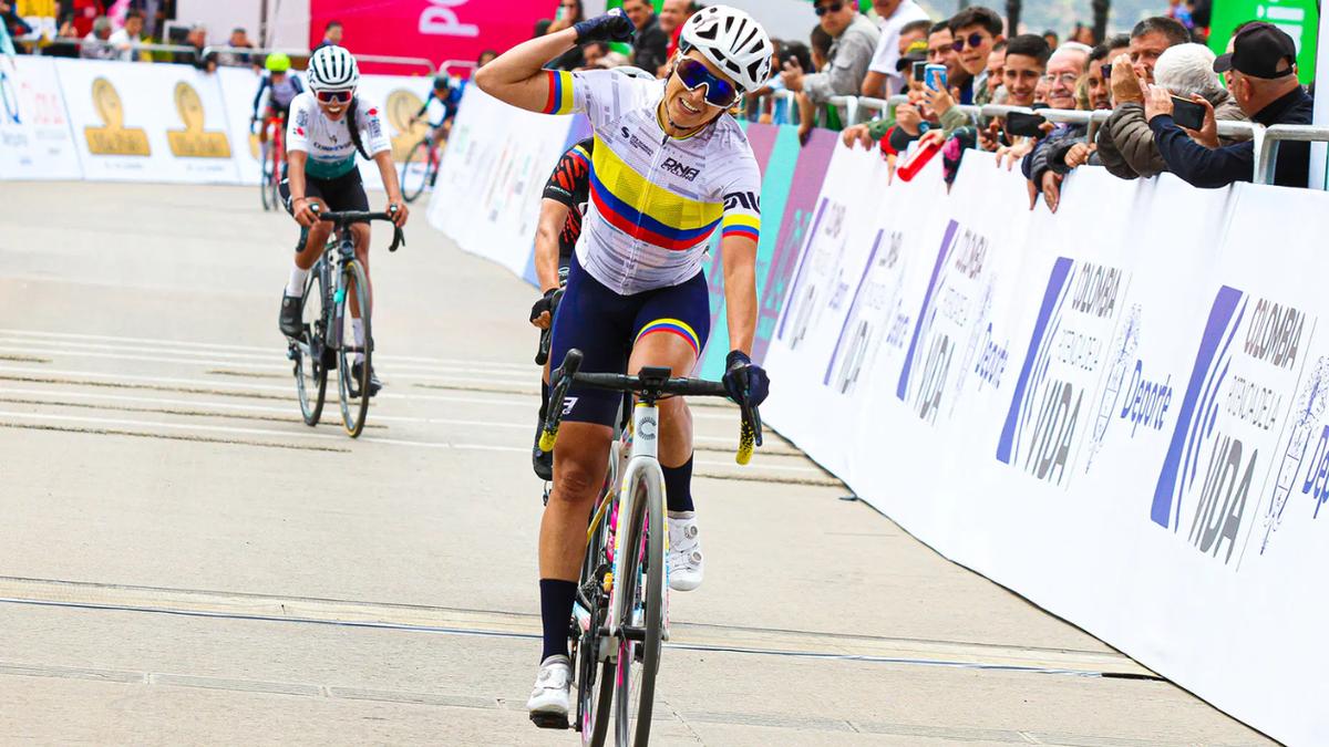Colombia vuelve a brillar con una nueva medalla en la prueba de ruta de mujeres élite