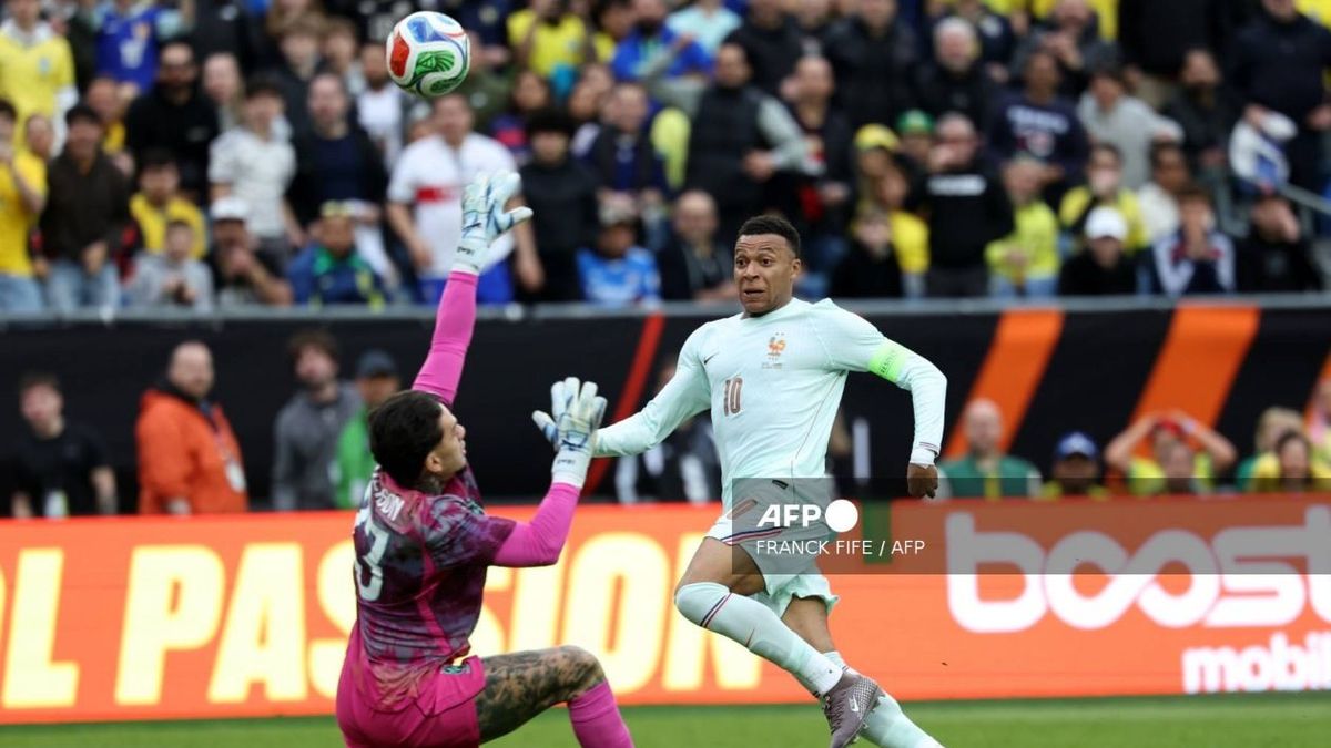 Francia superó a Brasil antes de enfrentar a Colombia