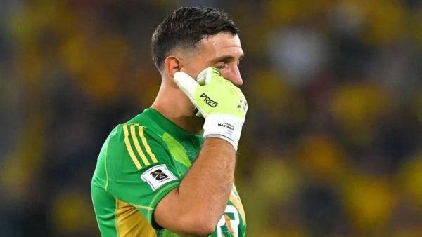 Dibu Martínez arremetió contra la selección Argentina: 