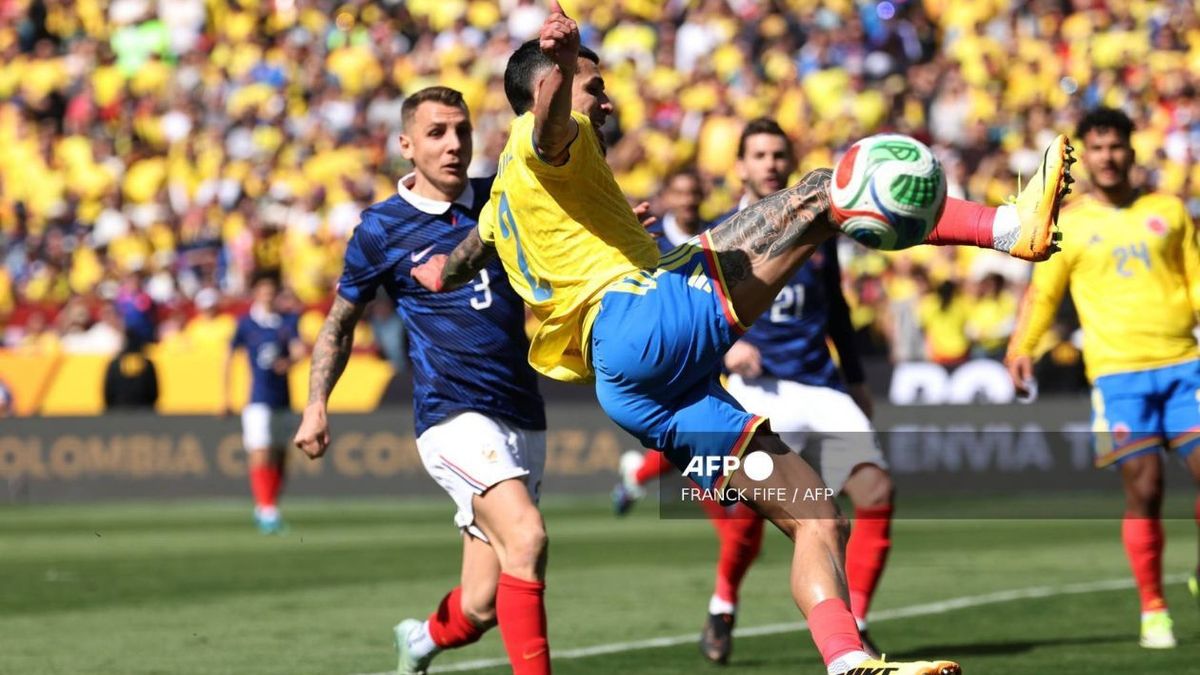 [Video] Francia hizo el primero ante Colombia luego de un desvío de Daniel Muñoz