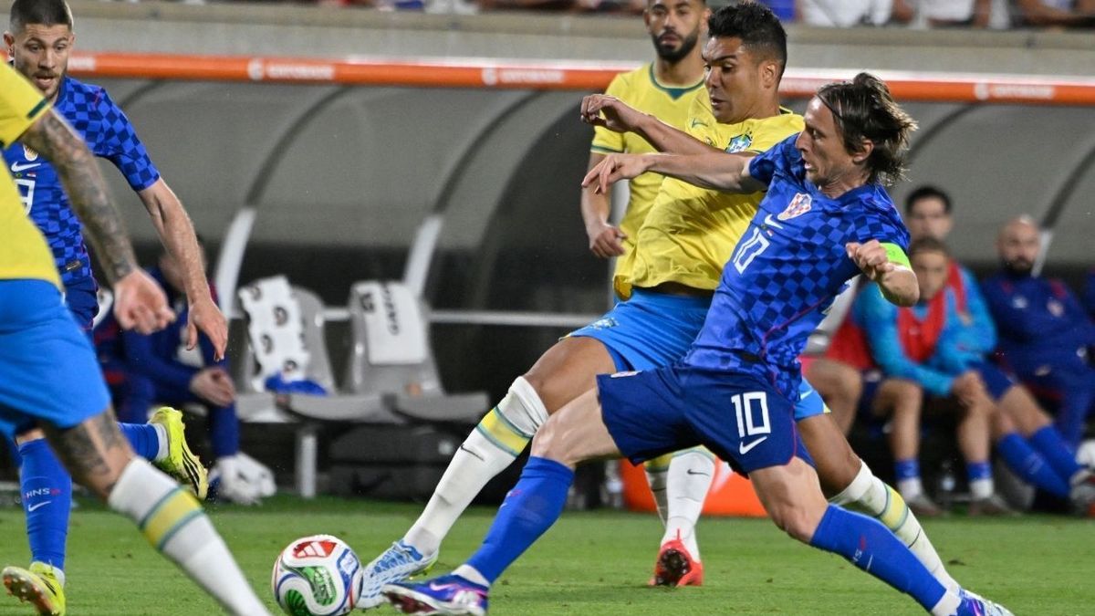 Brasil respira antes del Mundial: derrotó 3-1 a Croacia