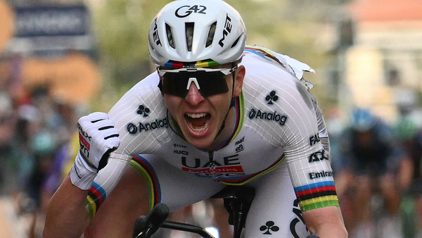 Pogacar debió ser descalificado y es el polémico ganador del Tour de Flandes 2026