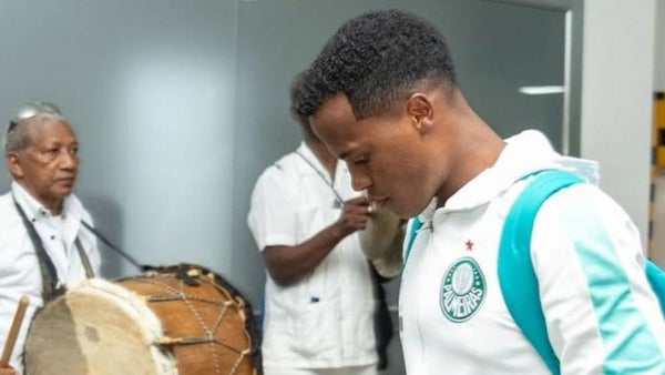 [VIDEO] Cartagena recibió a Palmeiras con música y baile: así fue la llegada del rival de Junior