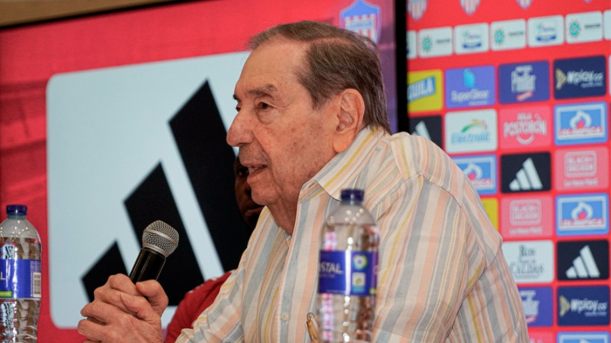 Fuad Char presiona a los jugadores de Junior para el debut en Copa Libertadores