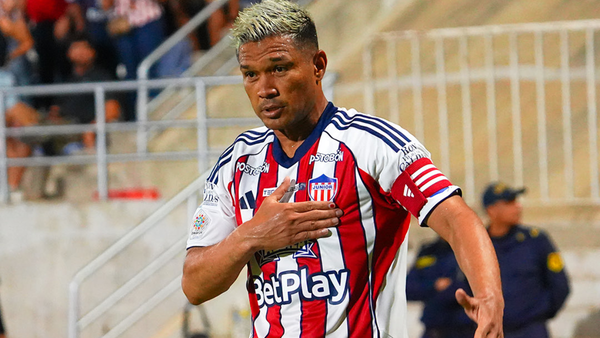 [Video] Teo pone a ganar a Junior con gol de penal ante Palmeiras