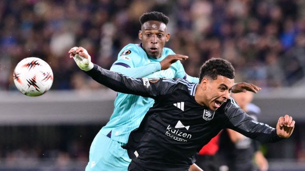 [Video] Grosero error de Jhon Lucumí sentencia al Bologna en Europa League