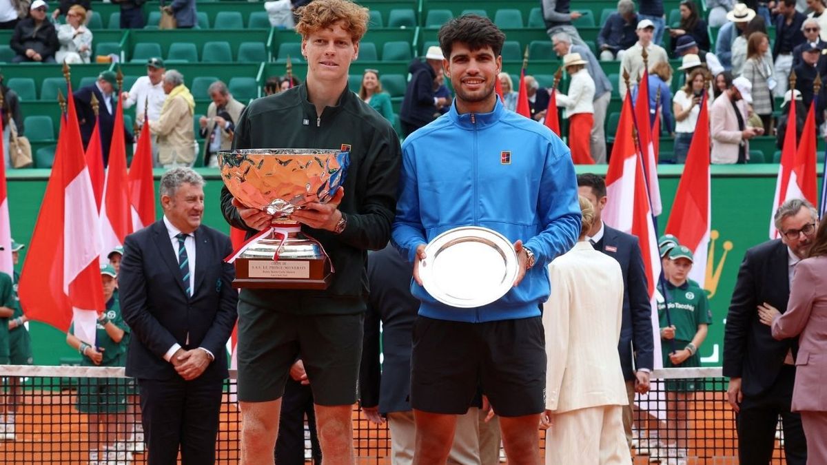 Jannik Sinner y Carlos Alcaraz en el Monte Carlo ATP Masters.