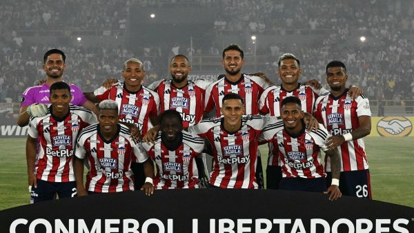 Hinchas de Junior protagonizan disturbios en Asunción: detenidos en la previa de la Libertadores