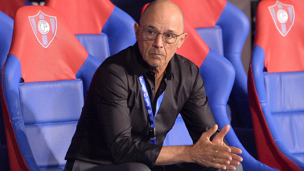 Alfredo Arias encaró y tomó decisión tras la derrota de Junior contra Cerro Porteño