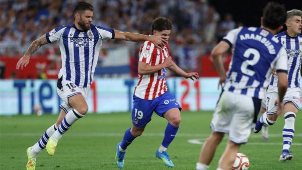 [Video] Julián Álvarez hizo un golazo y puso 2-2 la final entre Atlético y Real Sociedad