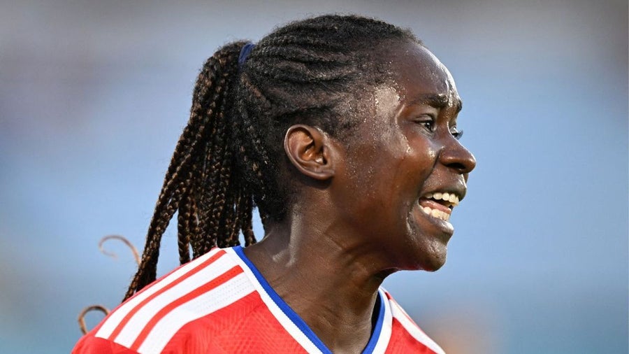 Mary Valencia, futbolista colombiana nacionalizada chilena, sufrió comentarios racistas