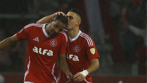 Rafael Santos Borré no la pasa bien en Inter: críticas por mala racha