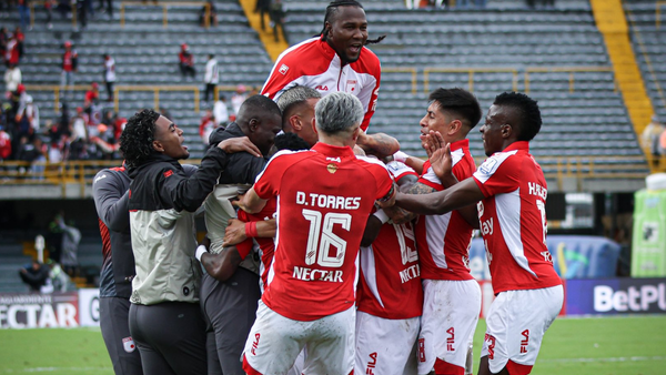 Un delantero pide jugar en Santa Fe por varias temporadas