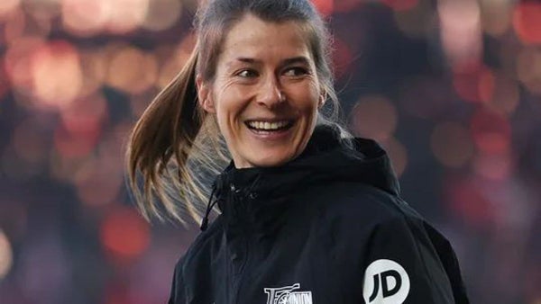 Marie-Louise Eta y su mensaje al ruido por ser primera mujer DT