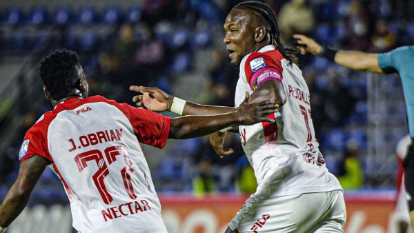 Santa Fe derrotó a Pasto y sueña con la clasificación a playoffs