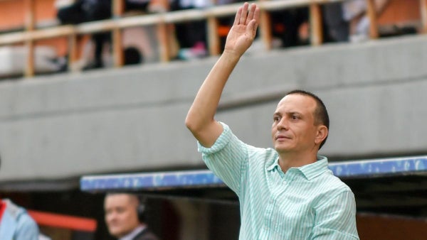 Alejandro Restrepo podría ser el nuevo DT de un club que juega Libertadores