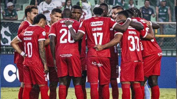 [VIDEO] América denunció brutal ataque al bus del equipo: exigió duras sanciones