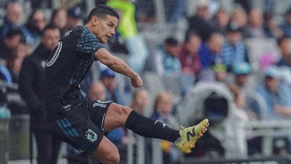 James Rodríguez volvió a sumar minutos: Atento Néstor Lorenzo en la Selección Colombia