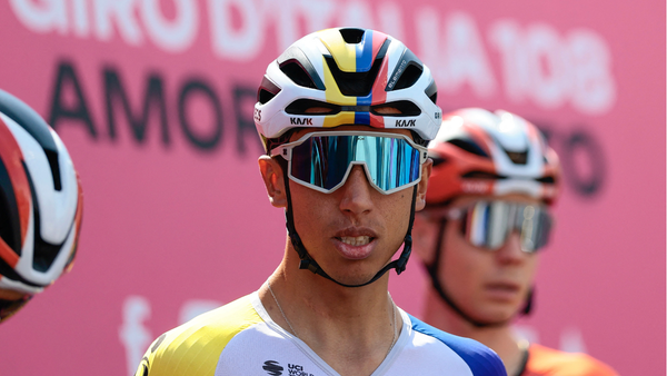 Bombazo antes del Giro de Italia: Egan Bernal firmaría nuevo contrato