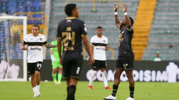 Santa Fe debe aprovechar la Copa Libertadores: la ventaja para las siguientes dos fechas