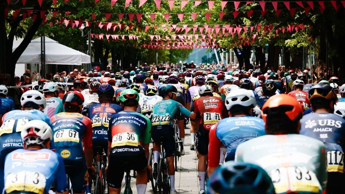 Lista de ciclistas que se han retirado del Giro de Italia 2026