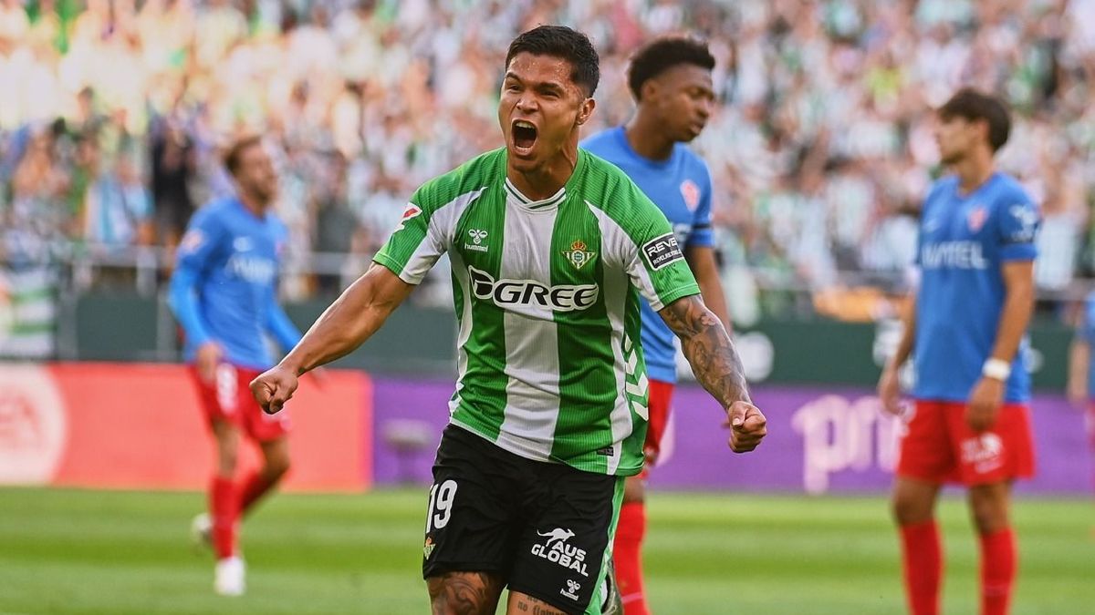 Juan Camilo Hernández marcó gol vs Elche
