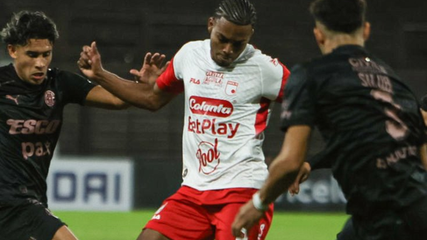 IA pronostica marcador del Santa Fe vs. Platense por Copa Libertadores