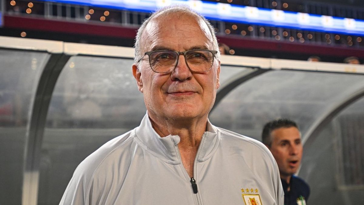 Marcelo Bielsa no continuará como técnico de Uruguay