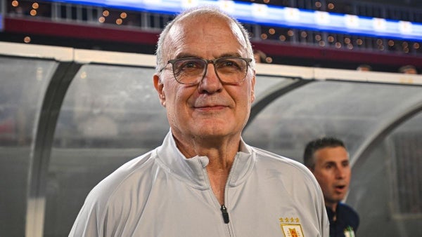 Marcelo Bielsa se va de la selección de Uruguay; anuncio oficial