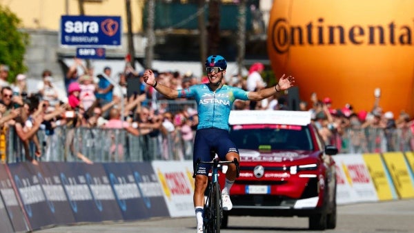 Alberto Bettiol ganó la etapa 13 del Giro de Italia