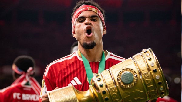 Lucho destacó su brillante temporada en Europa: Bayern, campeón de la Copa de Alemania