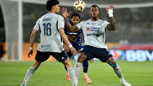 Ditta y Mier le ganaron el duelo a Álvaro Angulo: Cruz Azul campeón vs Pumas