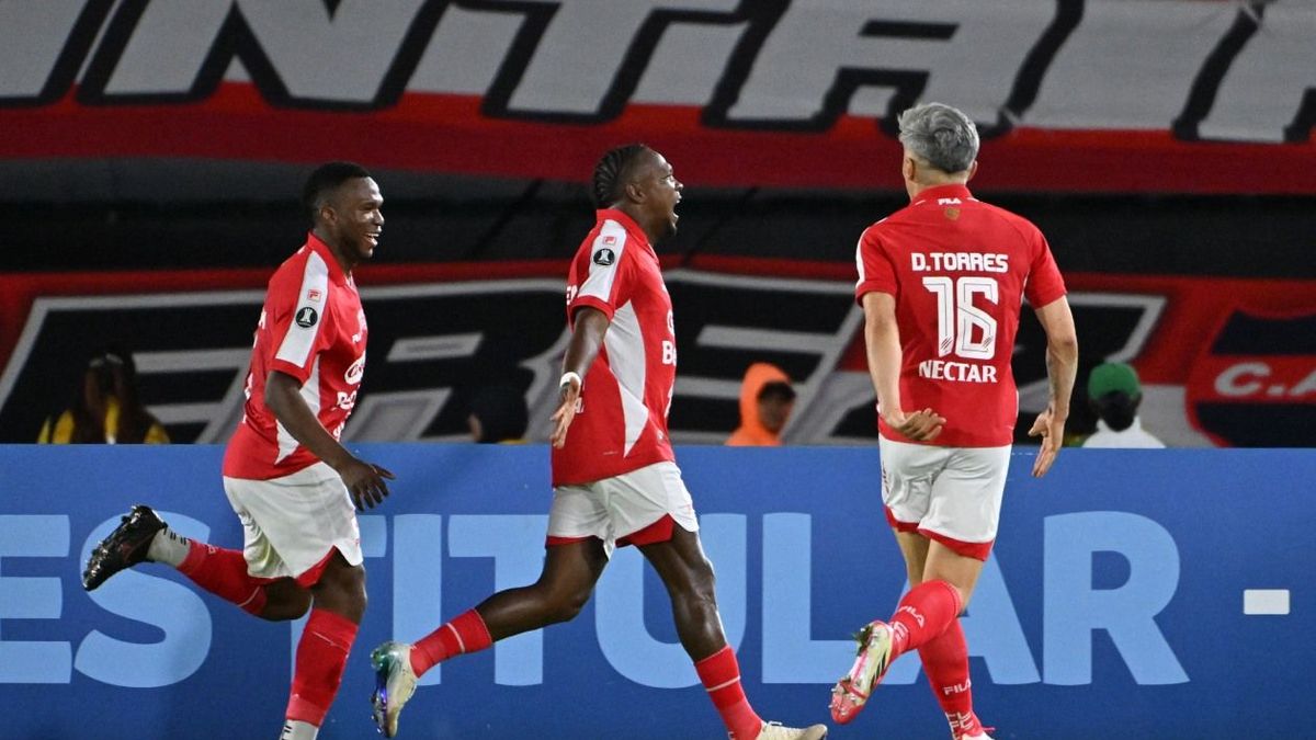 Santa Fe y los regresos en nómina vs Peñarol