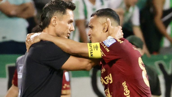 IA sentencia marcador final en el Universitario vs. Tolima por Libertadores