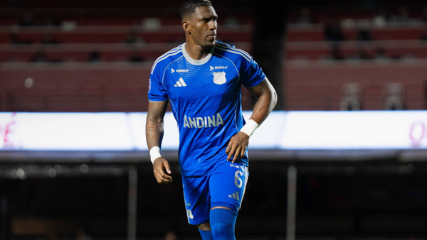 VIDEO: Sergio Mosquera tuvo para marcar en Millonarios, pero no le atinó al arco