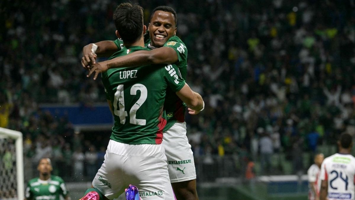 Jhon Arias anotó el primero de Palmeiras contra Junior