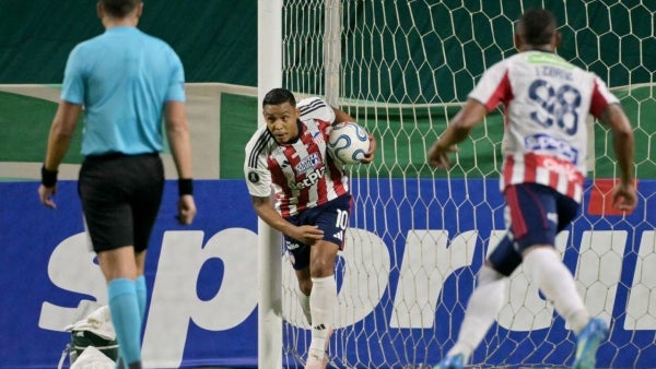 [VIDEO] ¡Junior celebra! Así fue el Gol de Luis Fernando Muriel al Palmeiras
