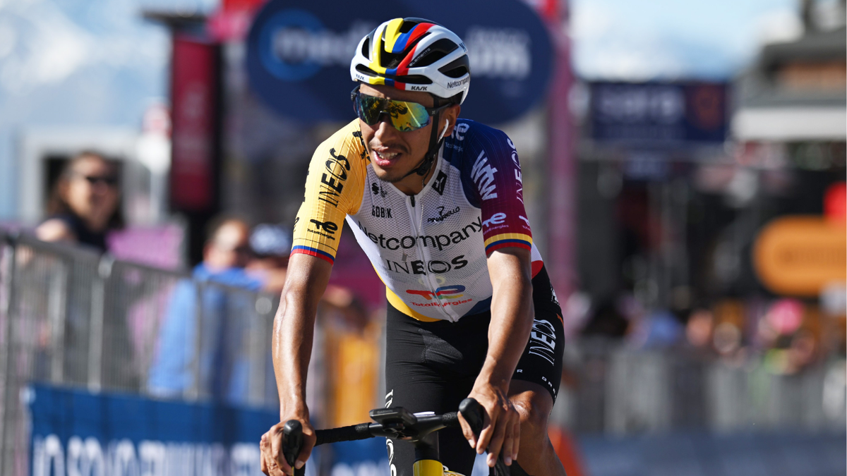 Colombianos brillan en la etapa 19 del Giro de Italia