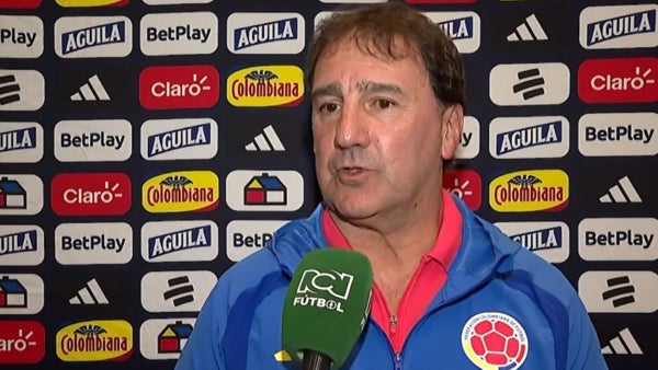 Lorenzo habló de todo: defendió convocatoria, el caso Villa y plan para el debut en el Mundial