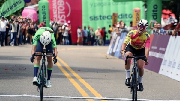 Diana Carolina Peñuela ganó la etapa 2 de la Vuelta a Colombia Femenina 2026