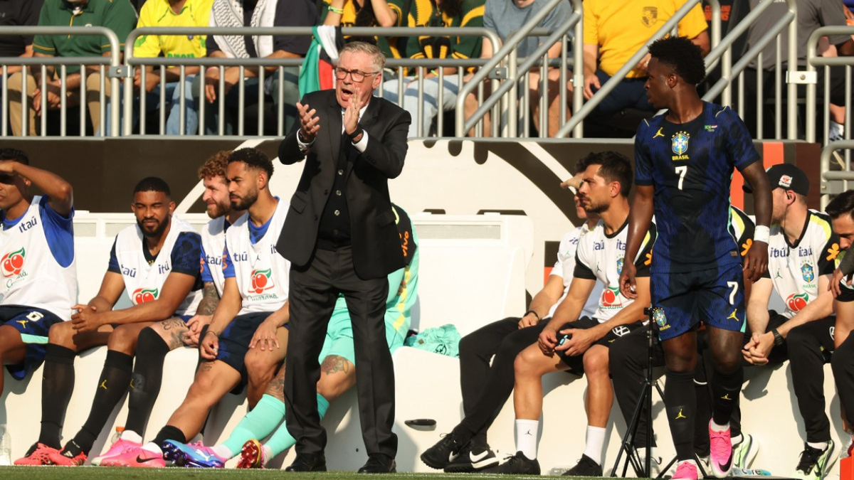 Lesionado en Brasil.